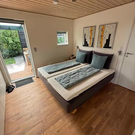 View House By Nature And Golf Nyaraló