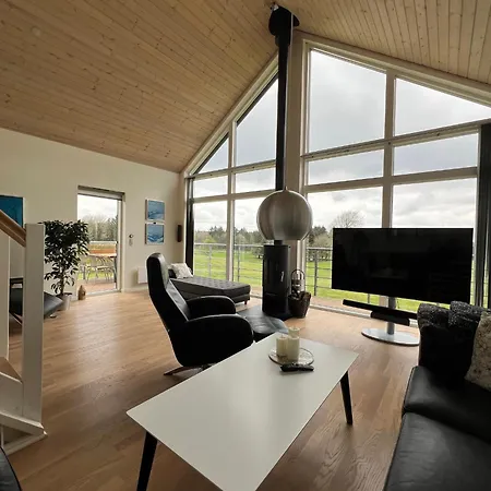 別荘 View House By Nature And Golf